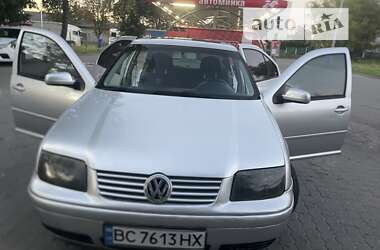 Седан Volkswagen Bora 2000 в Львове