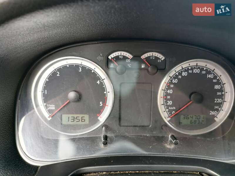 Седан Volkswagen Bora 2003 в Бучаче