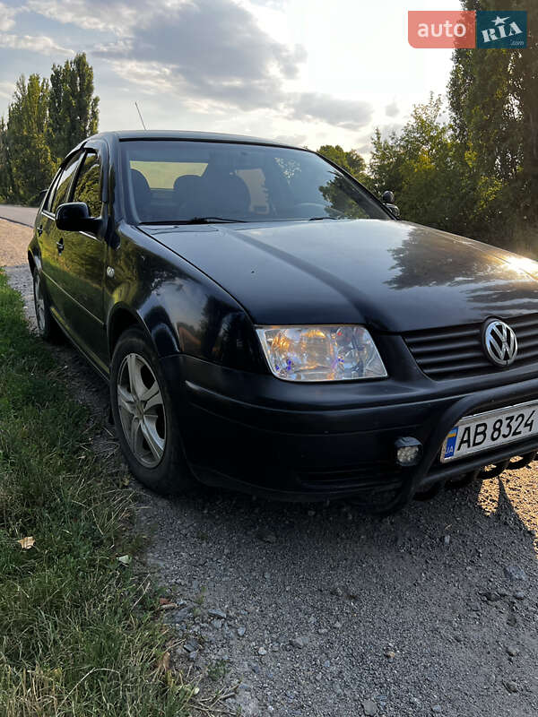 Седан Volkswagen Bora 2000 в Мурованых Куриловцах