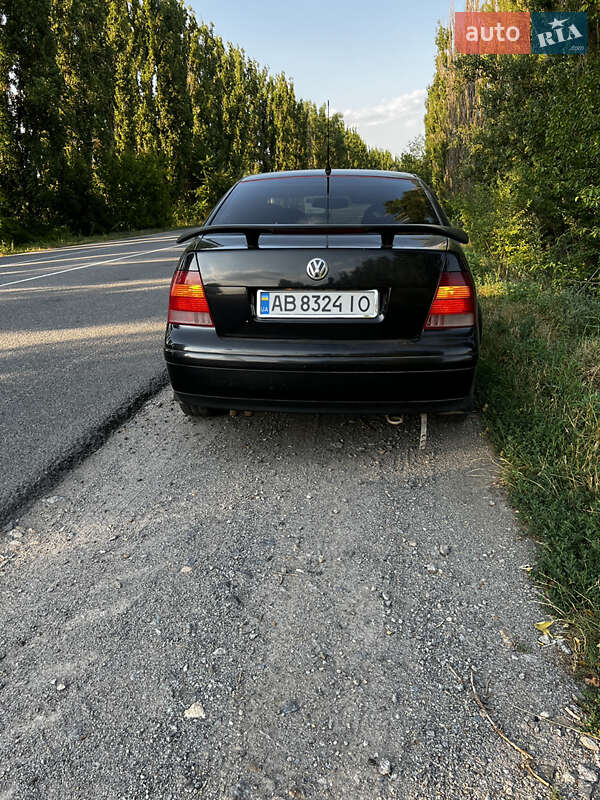 Седан Volkswagen Bora 2000 в Мурованых Куриловцах