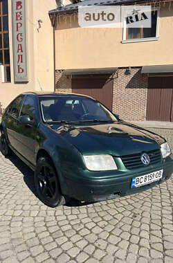 Седан Volkswagen Bora 1999 в Червонограде