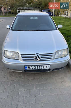 Седан Volkswagen Bora 2001 в Южном