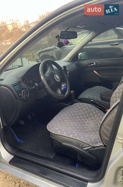 Седан Volkswagen Bora 2000 в 