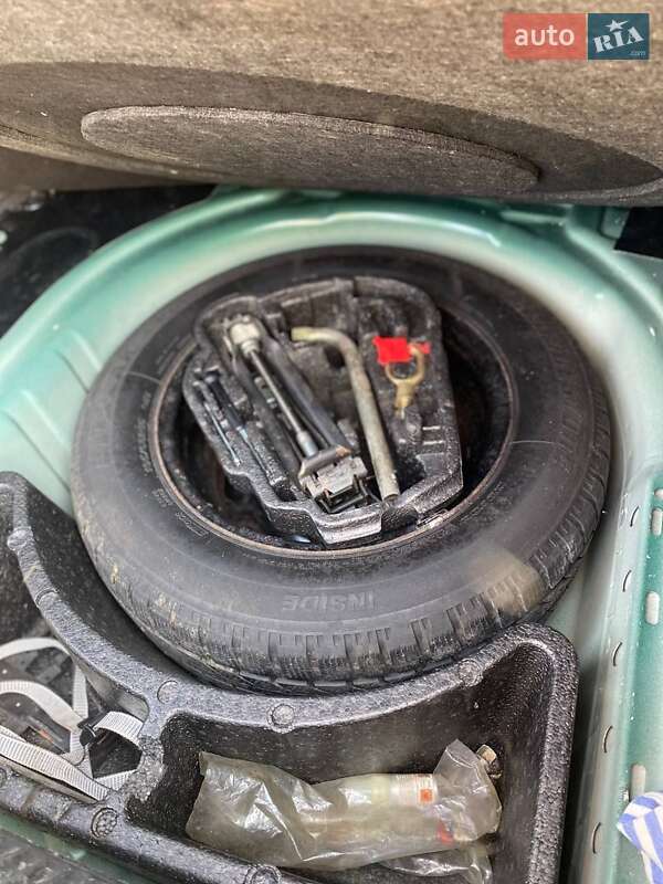 Седан Volkswagen Bora 1999 в Любомлі