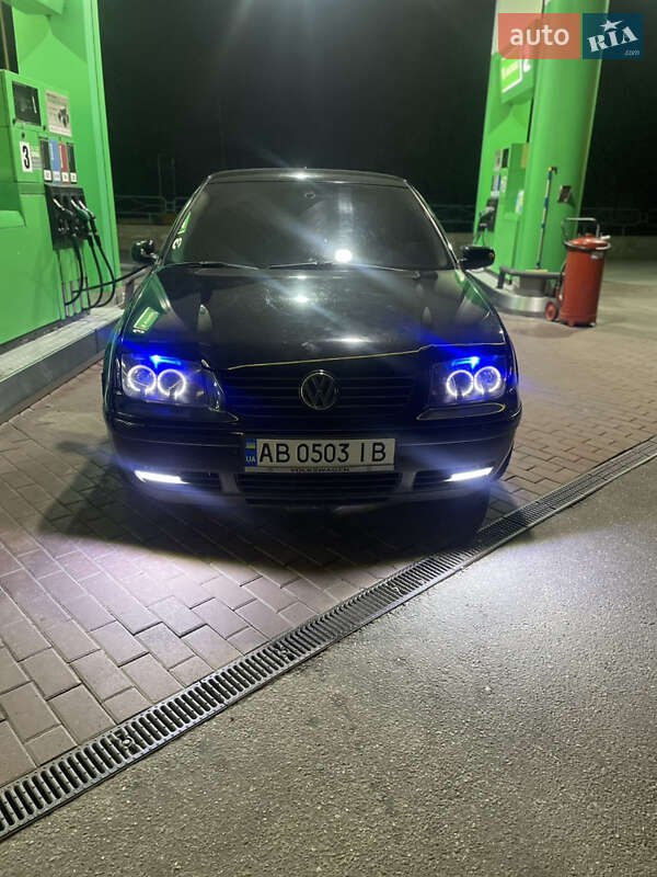 Седан Volkswagen Bora 2000 в Вінниці