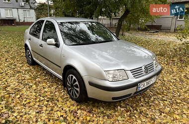 Седан Volkswagen Bora 2001 в Черкасах