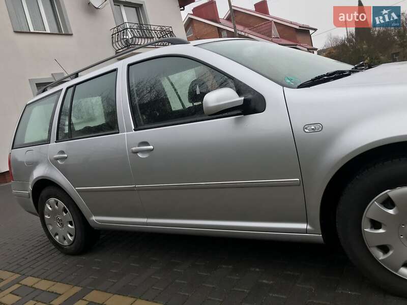 Універсал Volkswagen Bora 2000 в Рівному