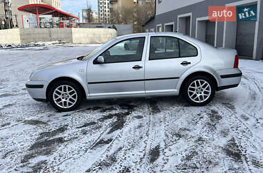 Седан Volkswagen Bora 2001 в Виннице