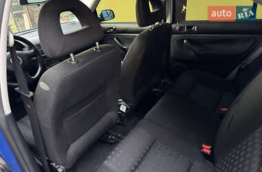 Седан Volkswagen Bora 2001 в 