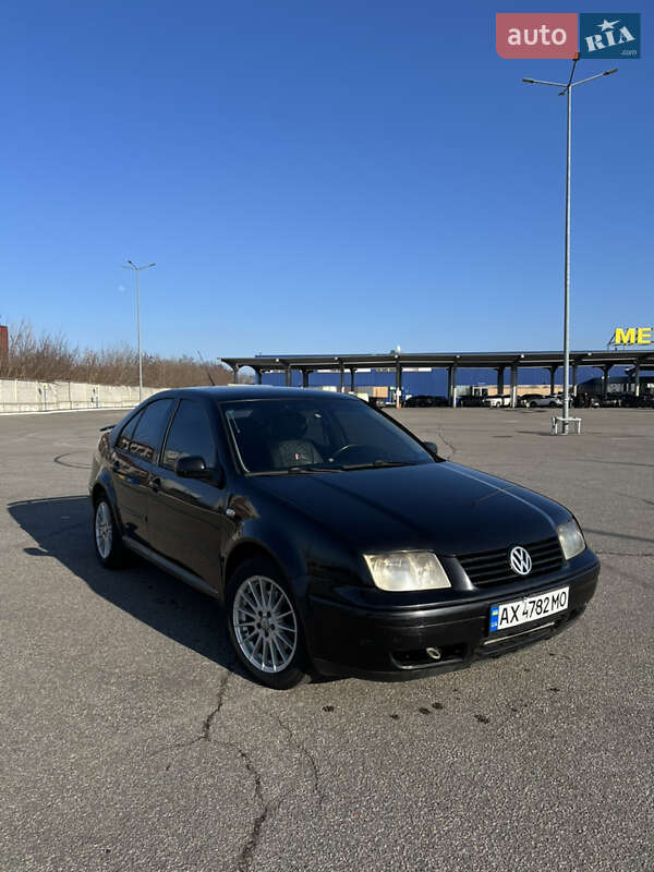 Седан Volkswagen Bora 2002 в Харькове