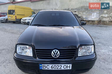 Седан Volkswagen Bora 1999 в Львове