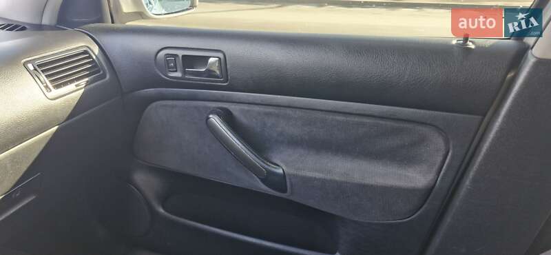 Седан Volkswagen Bora 2000 в Львове