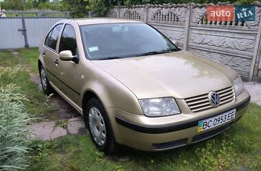 Седан Volkswagen Bora 2001 в Львові