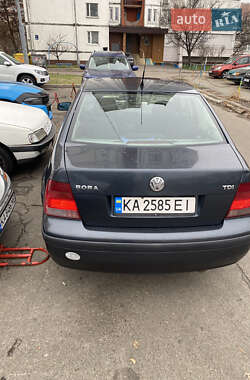 Седан Volkswagen Bora 2000 в Киеве