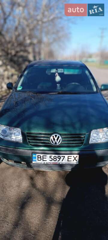 Седан Volkswagen Bora 1999 в Николаеве