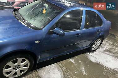 Седан Volkswagen Bora 2002 в 