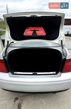 Седан Volkswagen Bora 2000 в 