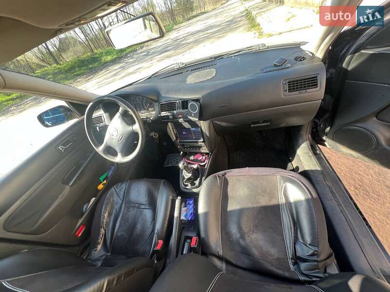 Седан Volkswagen Bora 1999 в Шостці