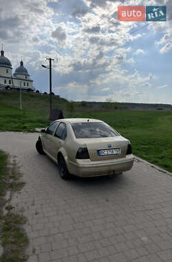 Седан Volkswagen Bora 2002 в 