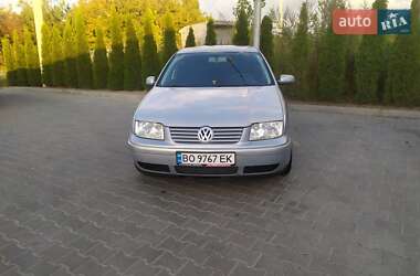 Седан Volkswagen Bora 1999 в 