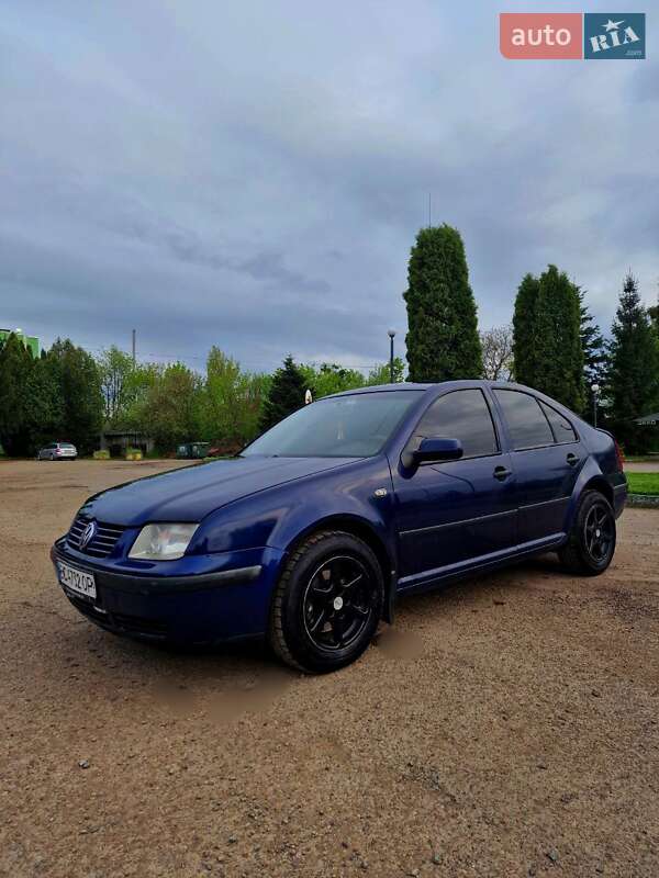 Седан Volkswagen Bora 2003 в 