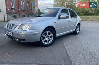 Седан Volkswagen Bora 2003 в 