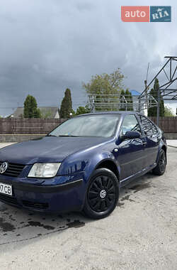 Седан Volkswagen Bora 2003 в Дунаївцях