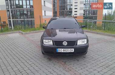 Седан Volkswagen Bora 2000 в 