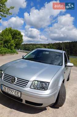 Седан Volkswagen Bora 2002 в Чернигове