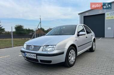 Седан Volkswagen Bora 2000 в 