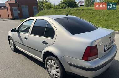Седан Volkswagen Bora 2000 в 