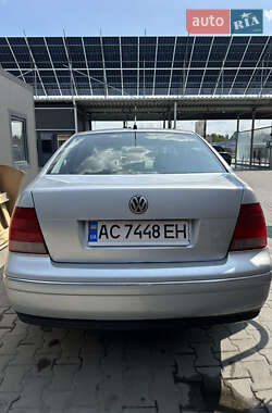 Седан Volkswagen Bora 2002 в 