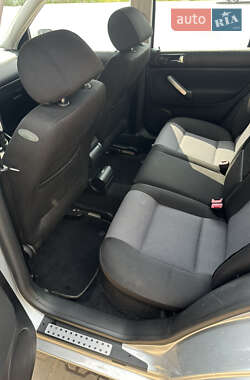Седан Volkswagen Bora 2002 в 
