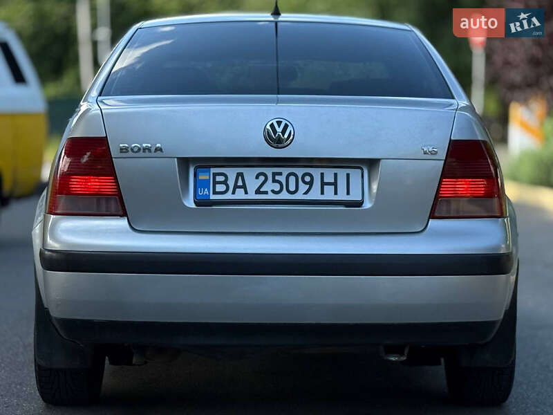 Седан Volkswagen Bora 2003 в Дніпрі