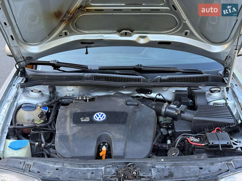 Седан Volkswagen Bora 2003 в Дніпрі