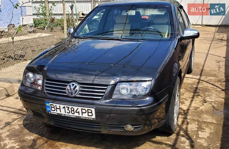 Седан Volkswagen Bora 2003 в Великій Михайлівці
