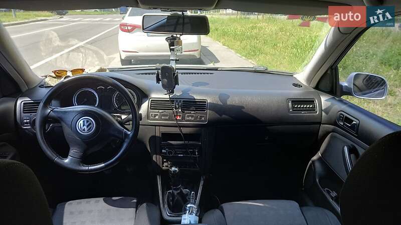 Седан Volkswagen Bora 2004 в Києві