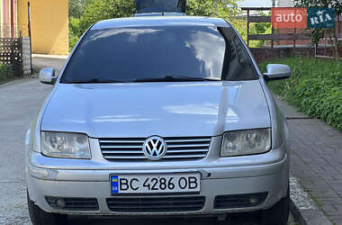 Седан Volkswagen Bora 2000 в 