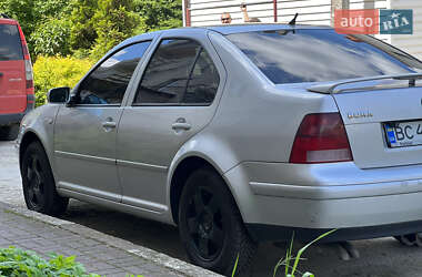 Седан Volkswagen Bora 2000 в 