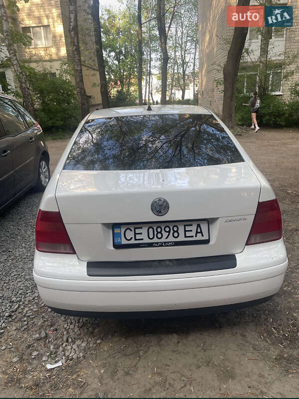 Седан Volkswagen Bora 1999 в Черновцах