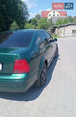 Седан Volkswagen Bora 1999 в Долине