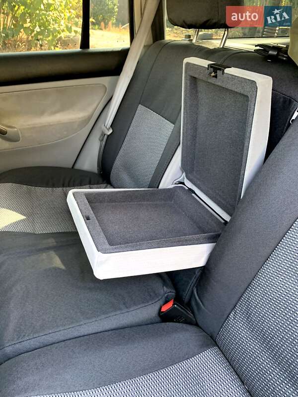 Универсал Volkswagen Bora 1999 в Киеве