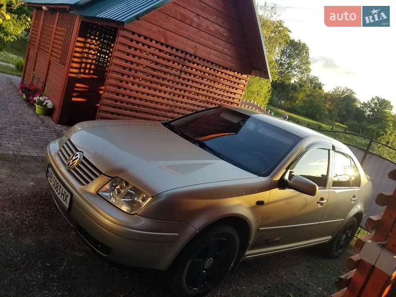Volkswagen Bora 2000