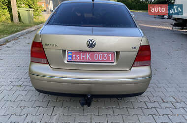 Седан Volkswagen Bora 2002 в 