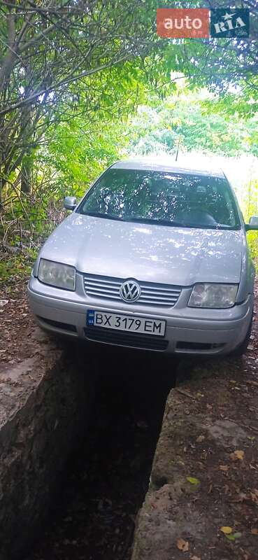 Седан Volkswagen Bora 2000 в Хмельницькому