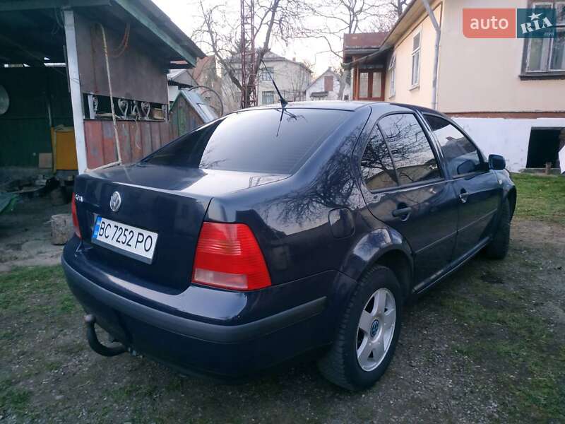 Седан Volkswagen Bora 1998 в Дрогобыче