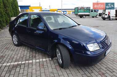 Седан Volkswagen Bora 1999 в 