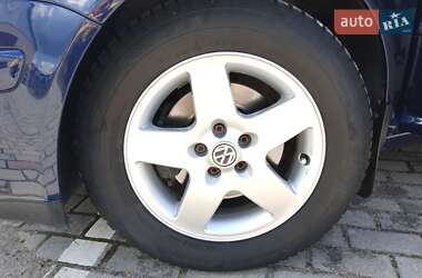 Седан Volkswagen Bora 1999 в 