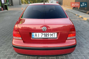 Седан Volkswagen Bora 2001 в 