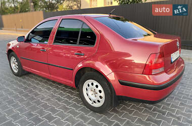 Седан Volkswagen Bora 2001 в 